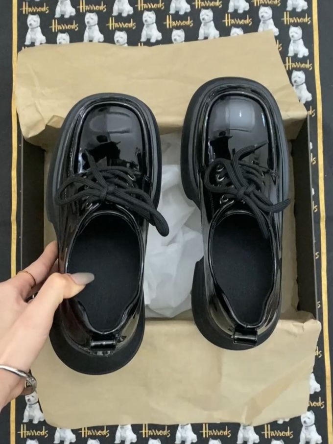 圆头 系带 深口鞋 皮革 