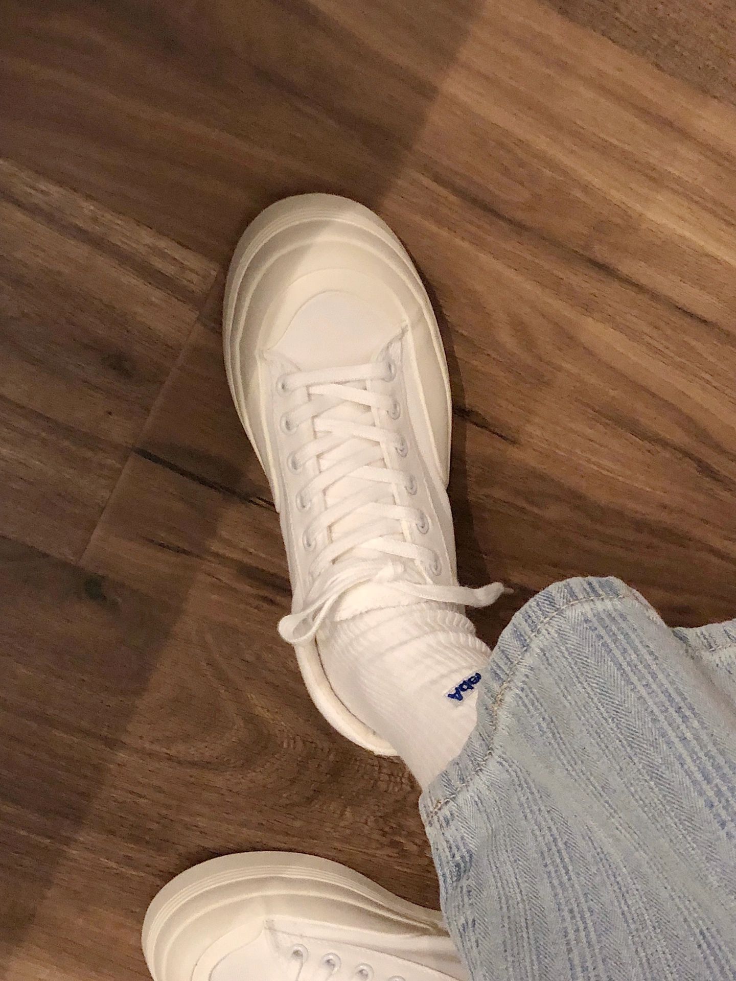 圆头 低帮 系带 深口鞋  - VALI鞋履AI设计主图