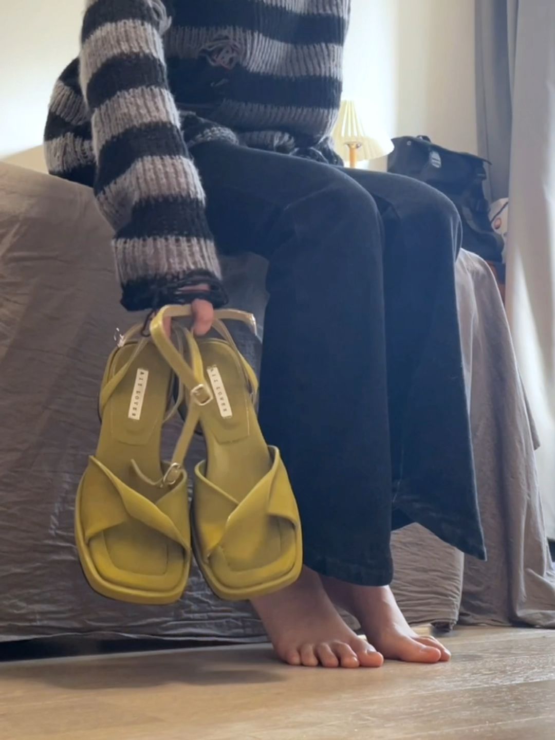 牛仔面料 H型 连帽领 波塞冬蓝  - VALI鞋履AI设计主图