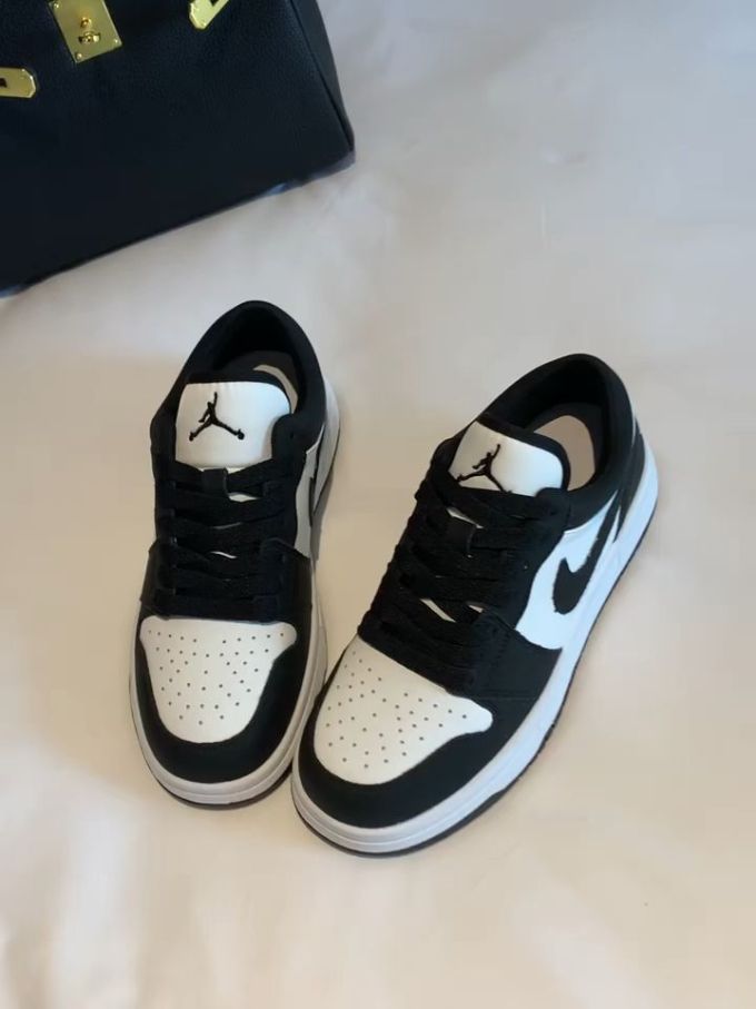 平底 圆头 低帮 系带 深口鞋 皮革 