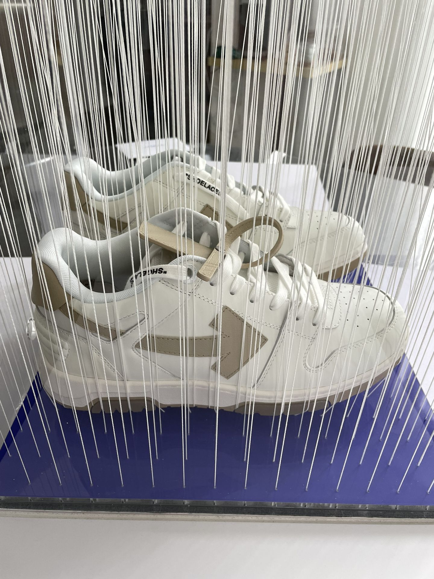 平底 圆头 低帮 系带 深口鞋 皮革  - VALI鞋履AI设计主图