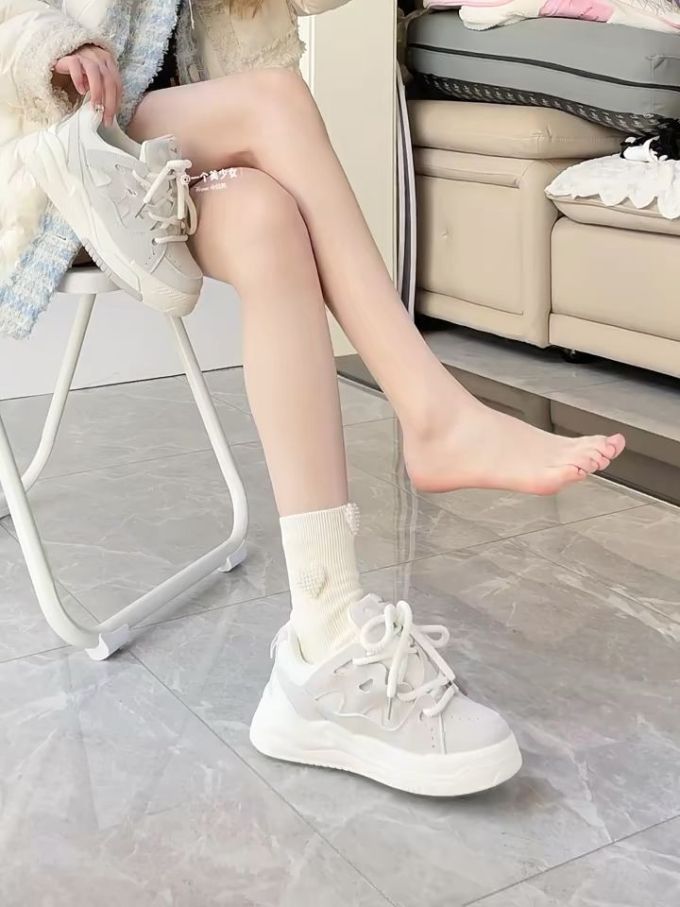 平底 圆头 低帮 系带 深口鞋 皮革 