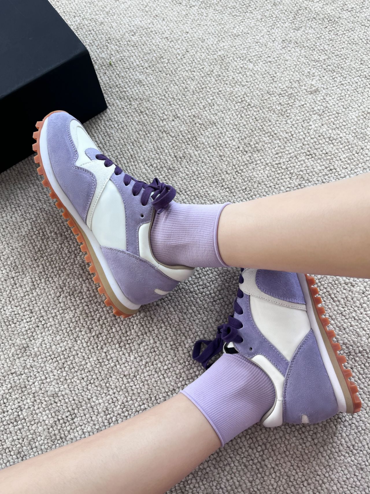 平底 圆头 低帮 系带 深口鞋 皮革  - VALI鞋履AI设计主图