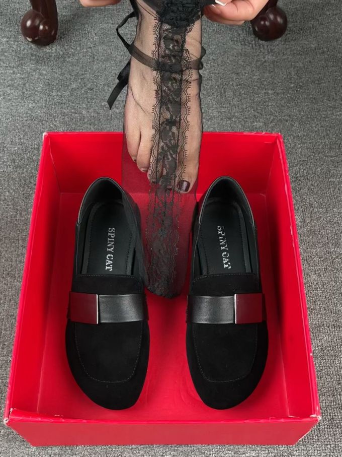 圆头 低帮 一脚蹬 深口鞋 皮革 