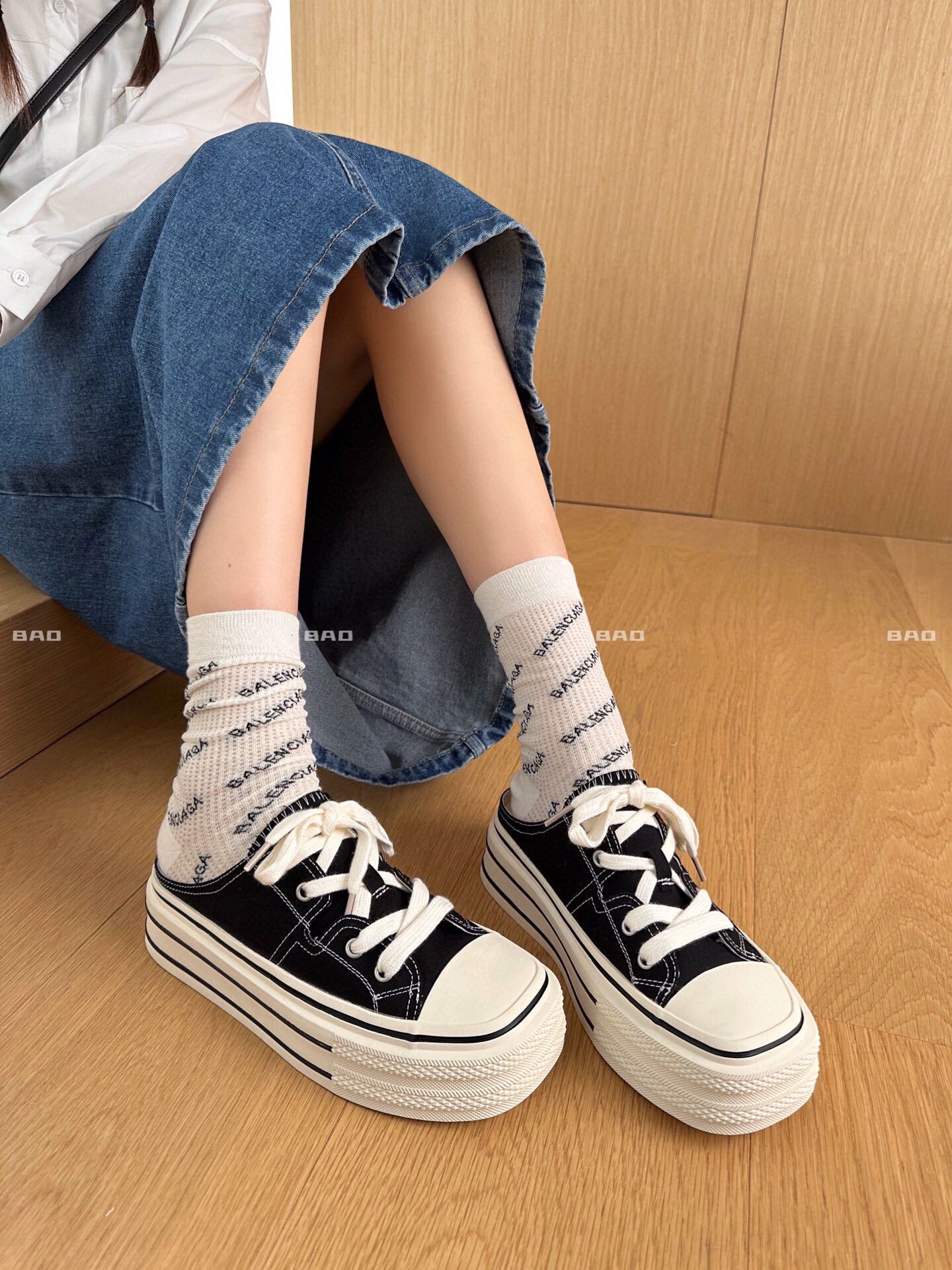 牛仔面料 A型 洗水 蓝黑色 波塞冬蓝  - VALI鞋履AI设计主图