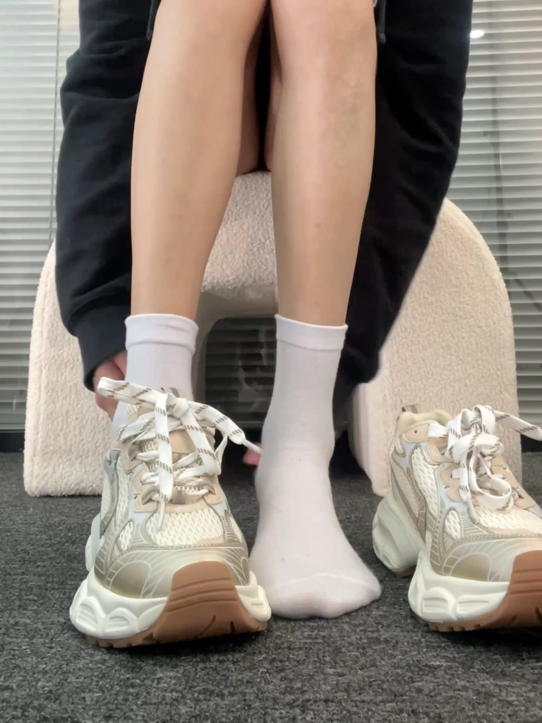 厚底 高帮 系带 深口鞋  - VALI鞋履AI设计主图