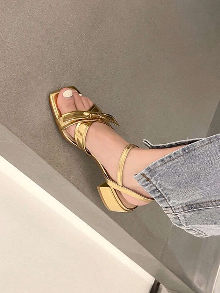 中跟 方头 皮革  - VALI鞋履AI设计主图