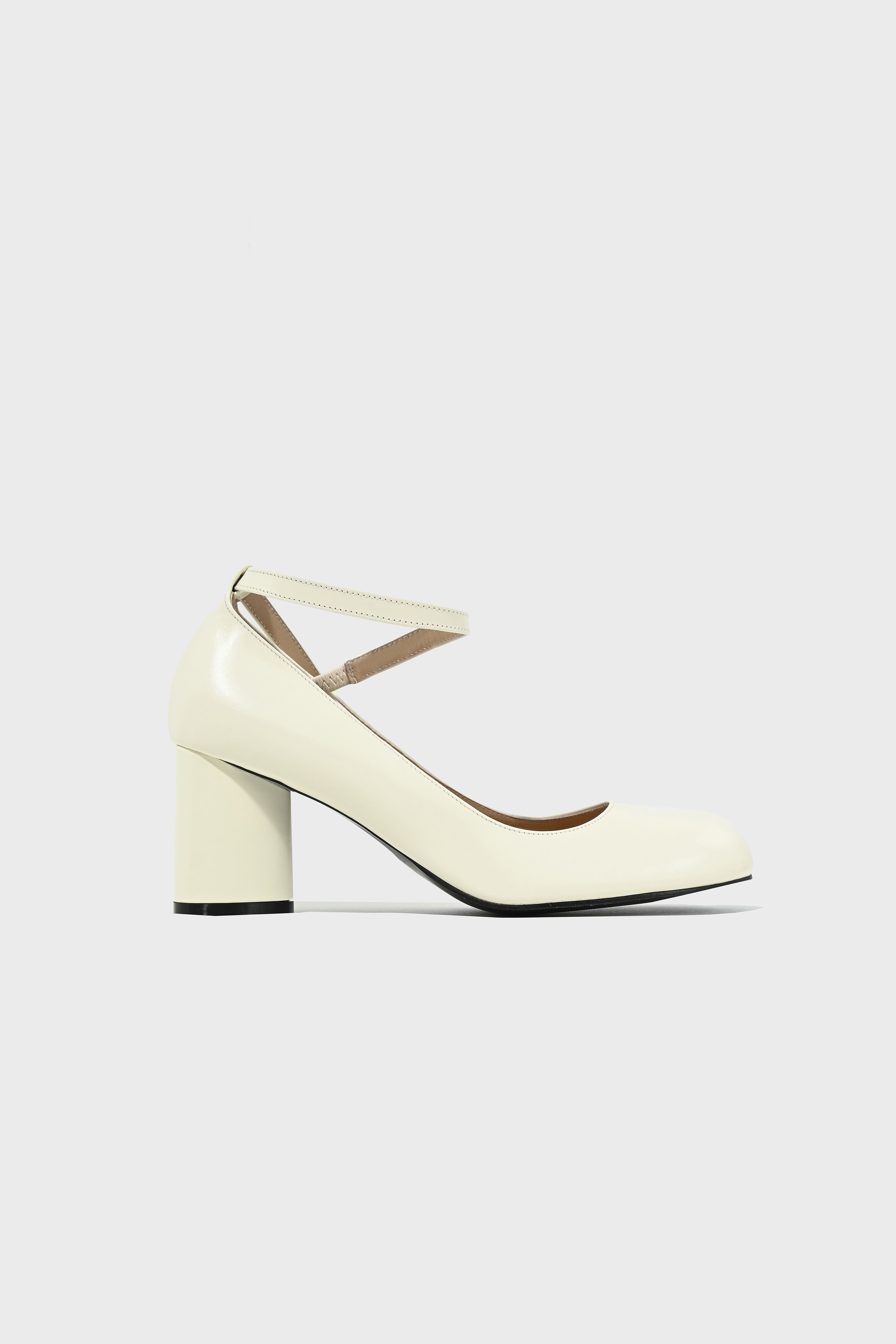 粗跟 高跟 低帮 袢扣 浅口鞋 皮革  - VALI鞋履AI设计主图