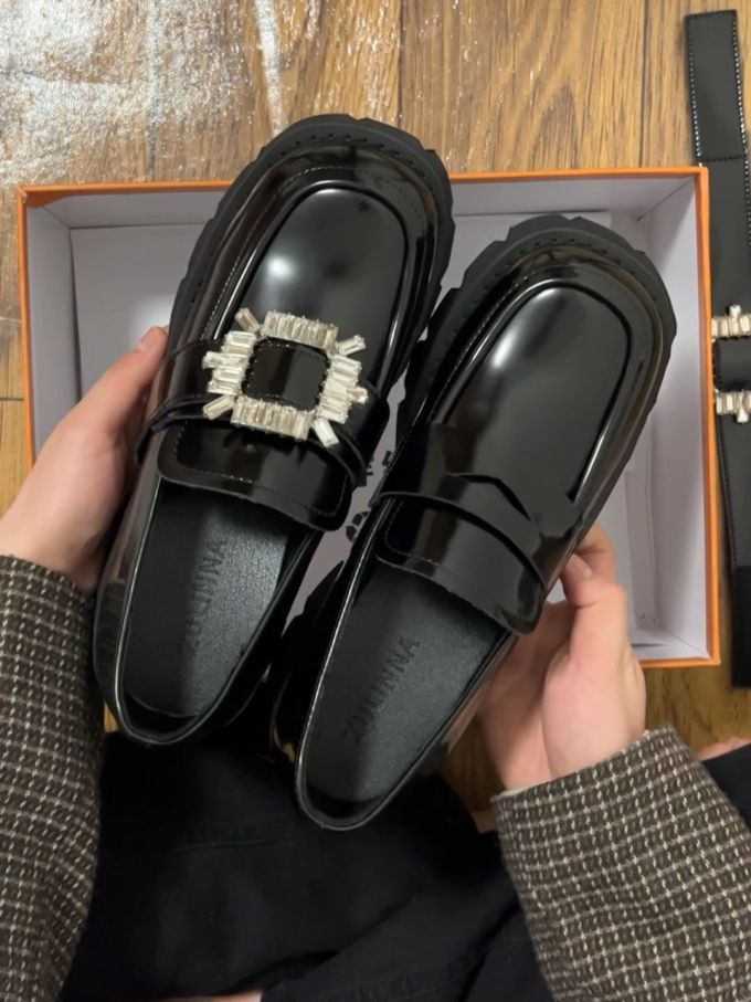 圆头 低帮 一脚蹬 深口鞋 皮革 