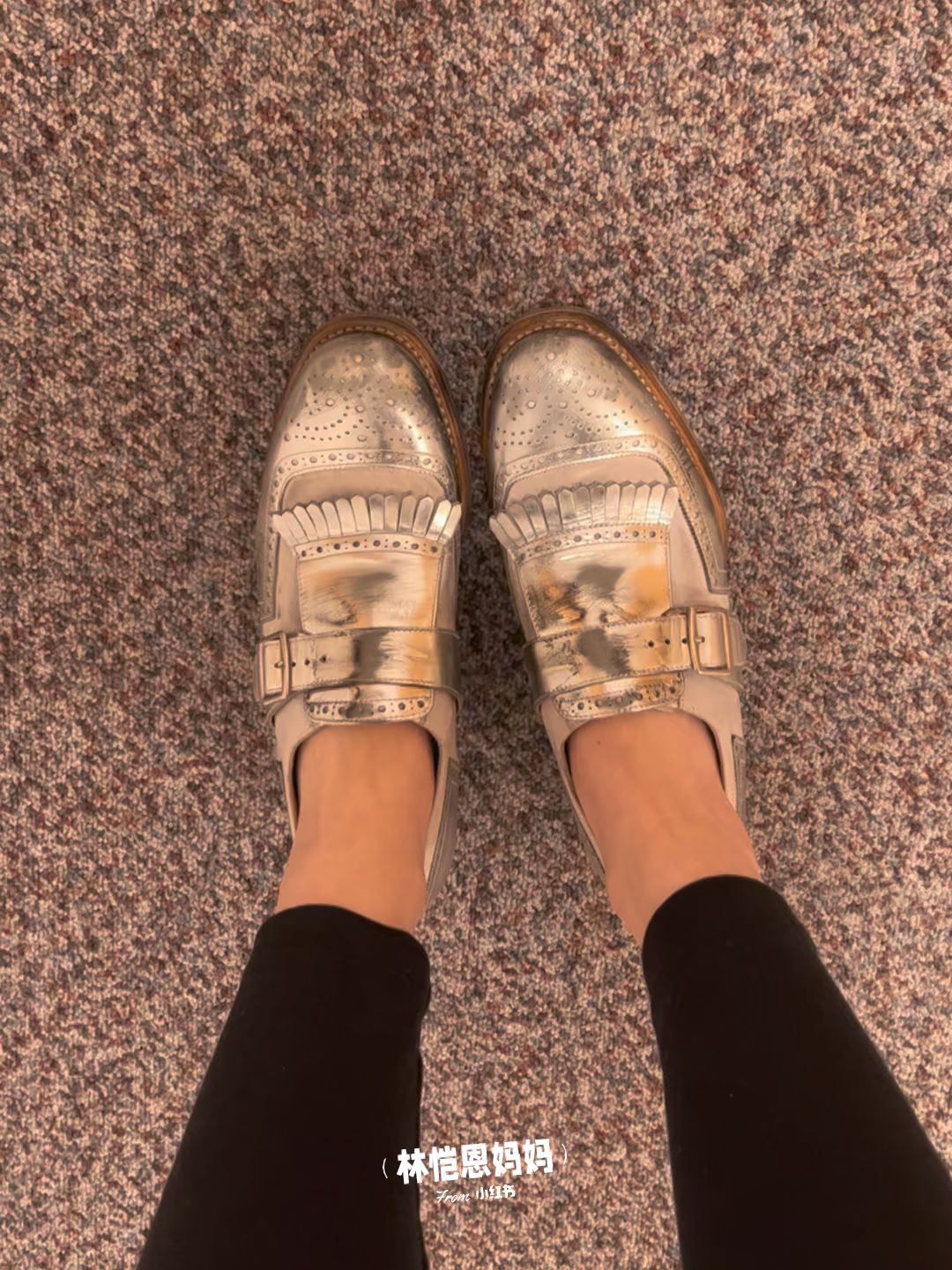 圆头 低帮 一脚蹬 深口鞋 皮革  - VALI鞋履AI设计主图