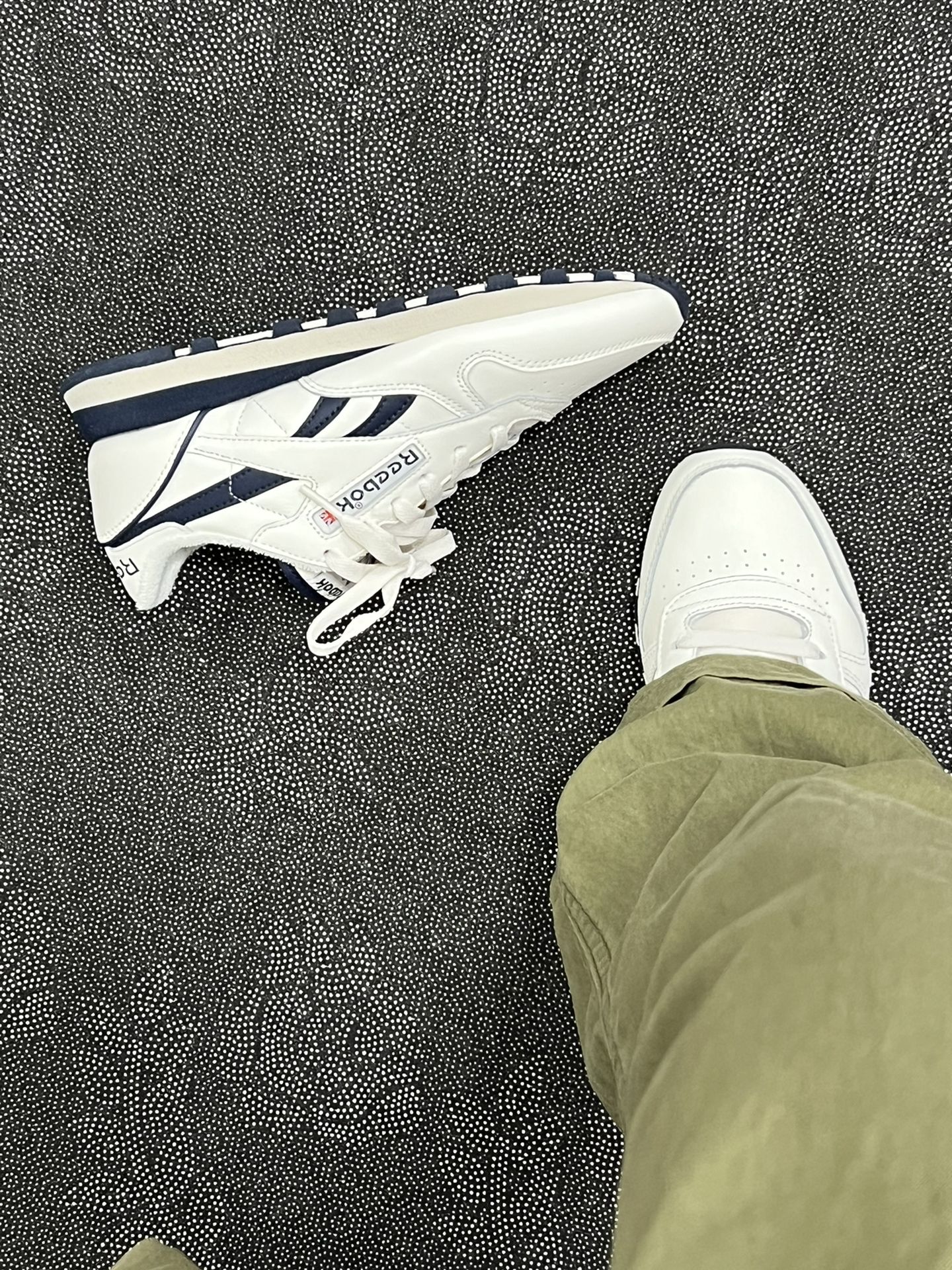 平底 圆头 低帮 系带 深口鞋 皮革  - VALI鞋履AI设计主图