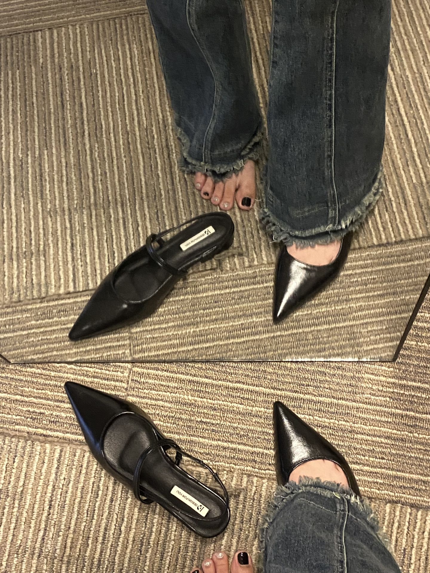 尖头 袢扣 浅口鞋  - VALI鞋履AI设计主图