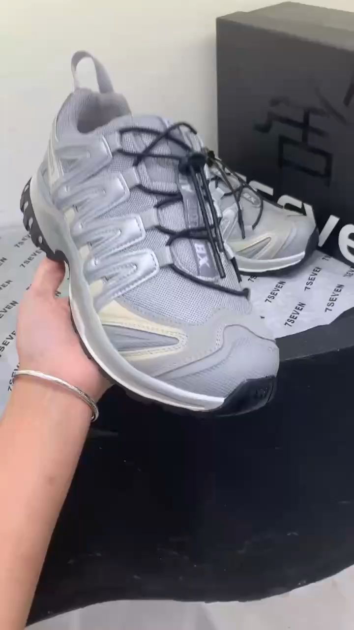 异形头-分趾 低帮 系带 深口鞋 网面  - VALI鞋履AI设计主图