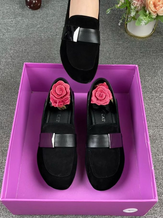 圆头 一脚蹬 深口鞋 皮革 