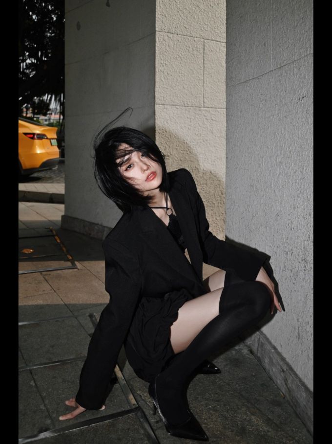 正装面料 翻驳领 踢踏舞鞋色 都市 极简 