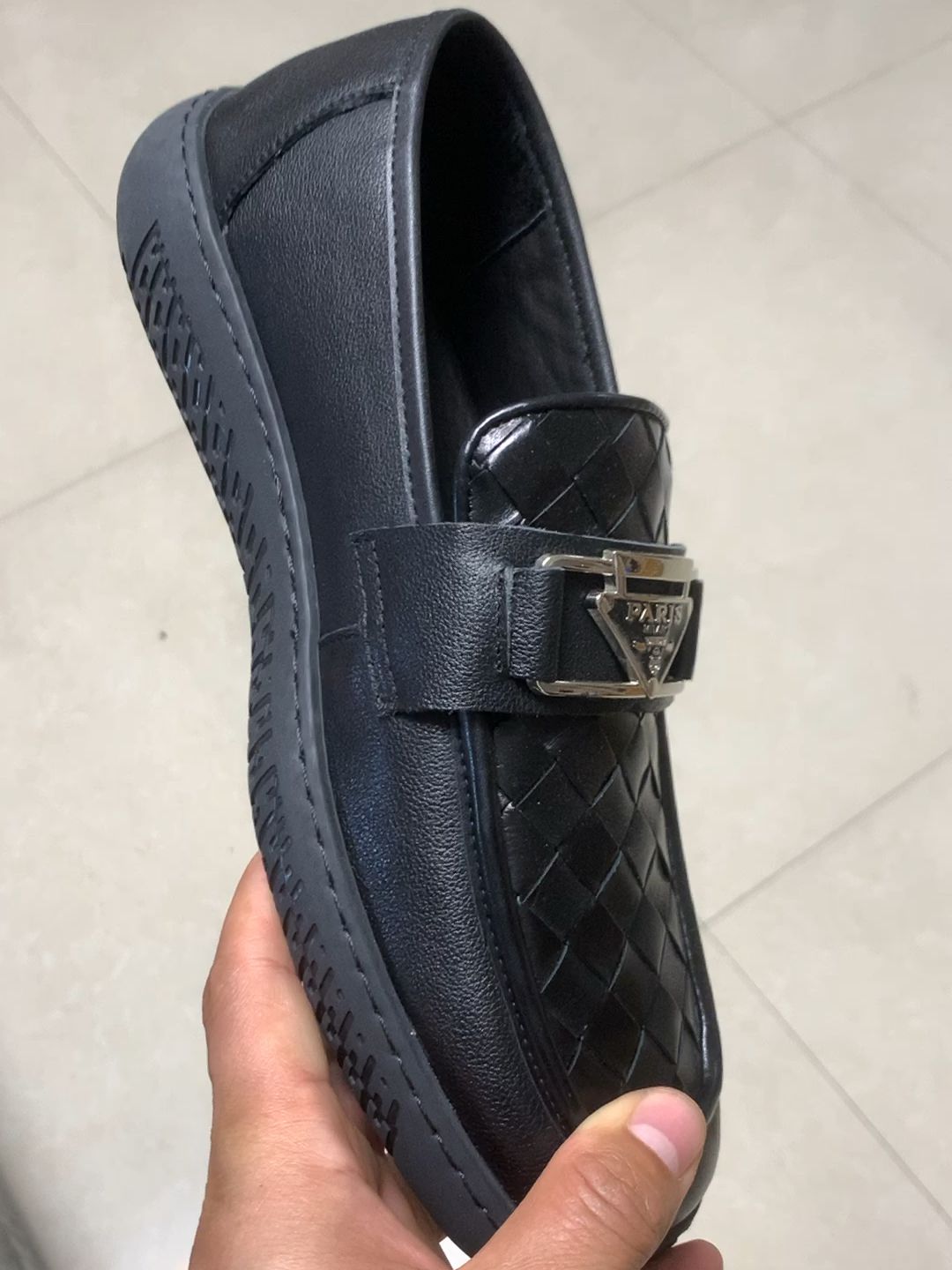 平底 圆头 低帮 一脚蹬 深口鞋 皮革  - VALI鞋履AI设计主图