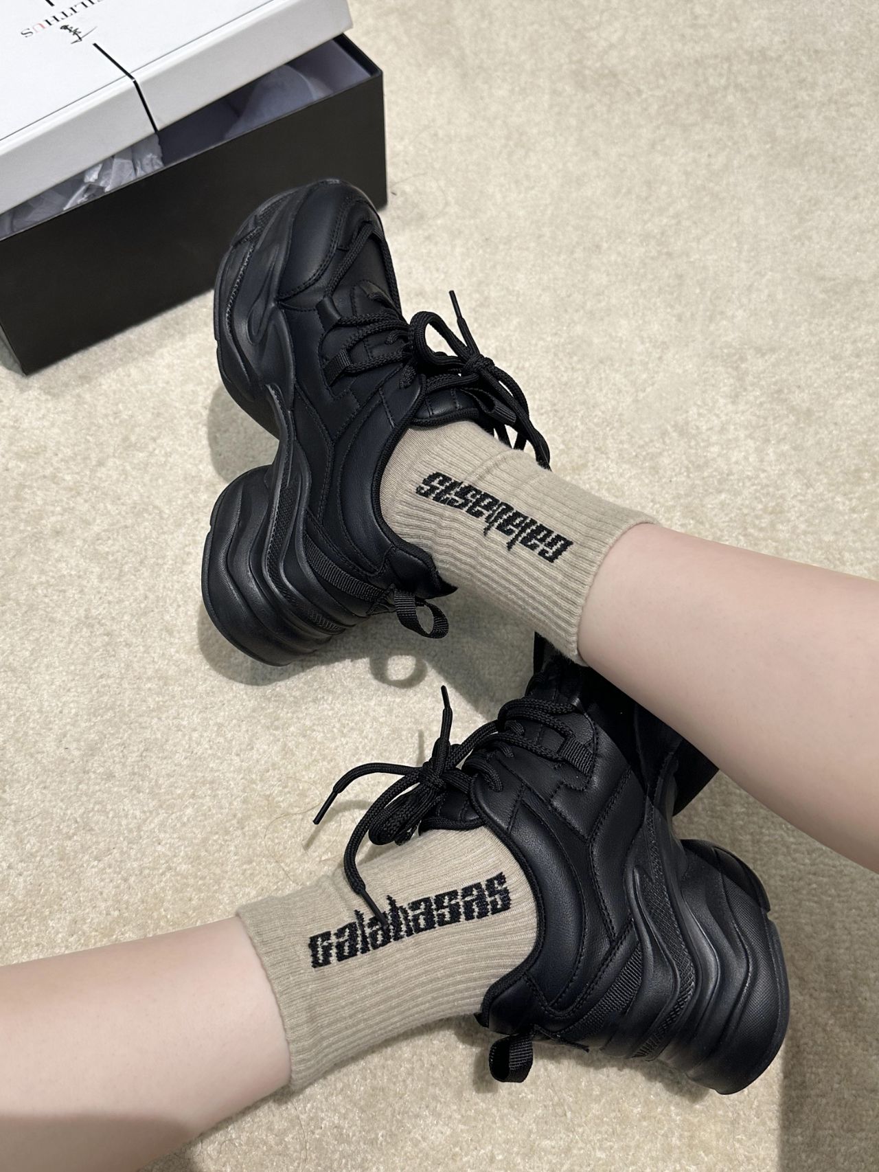 厚底 圆头 低帮 系带 深口鞋 皮革  - VALI鞋履AI设计主图