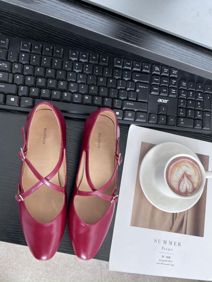 尖头 无帮 袢扣 浅口鞋 皮革 