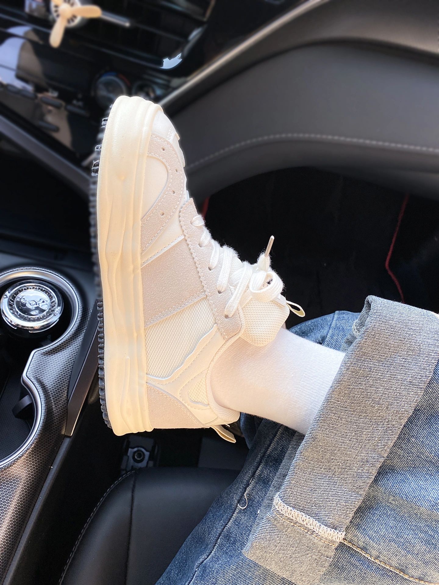 平底 圆头 低帮 系带 深口鞋  - VALI鞋履AI设计主图