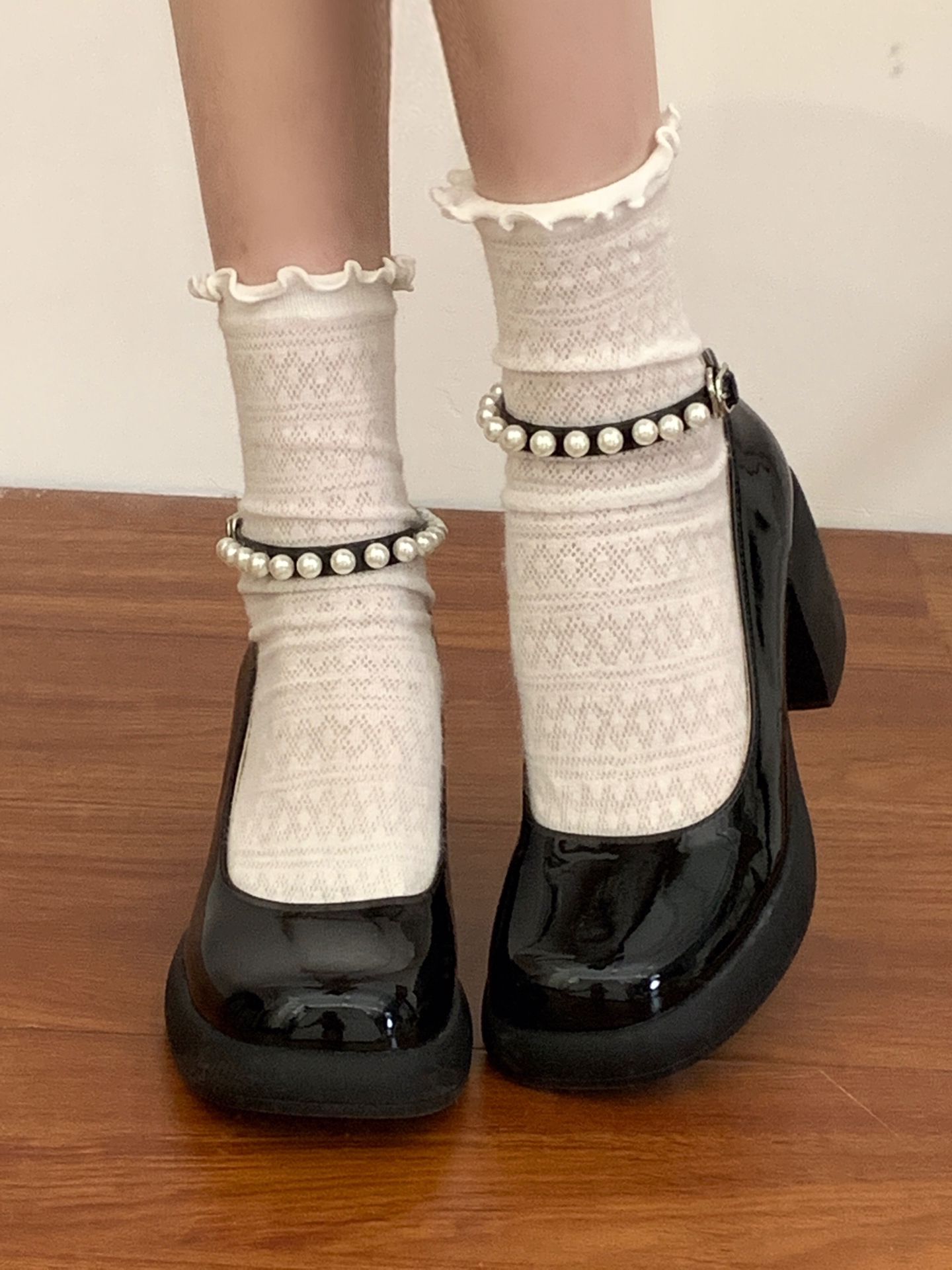  - VALI鞋履AI设计主图