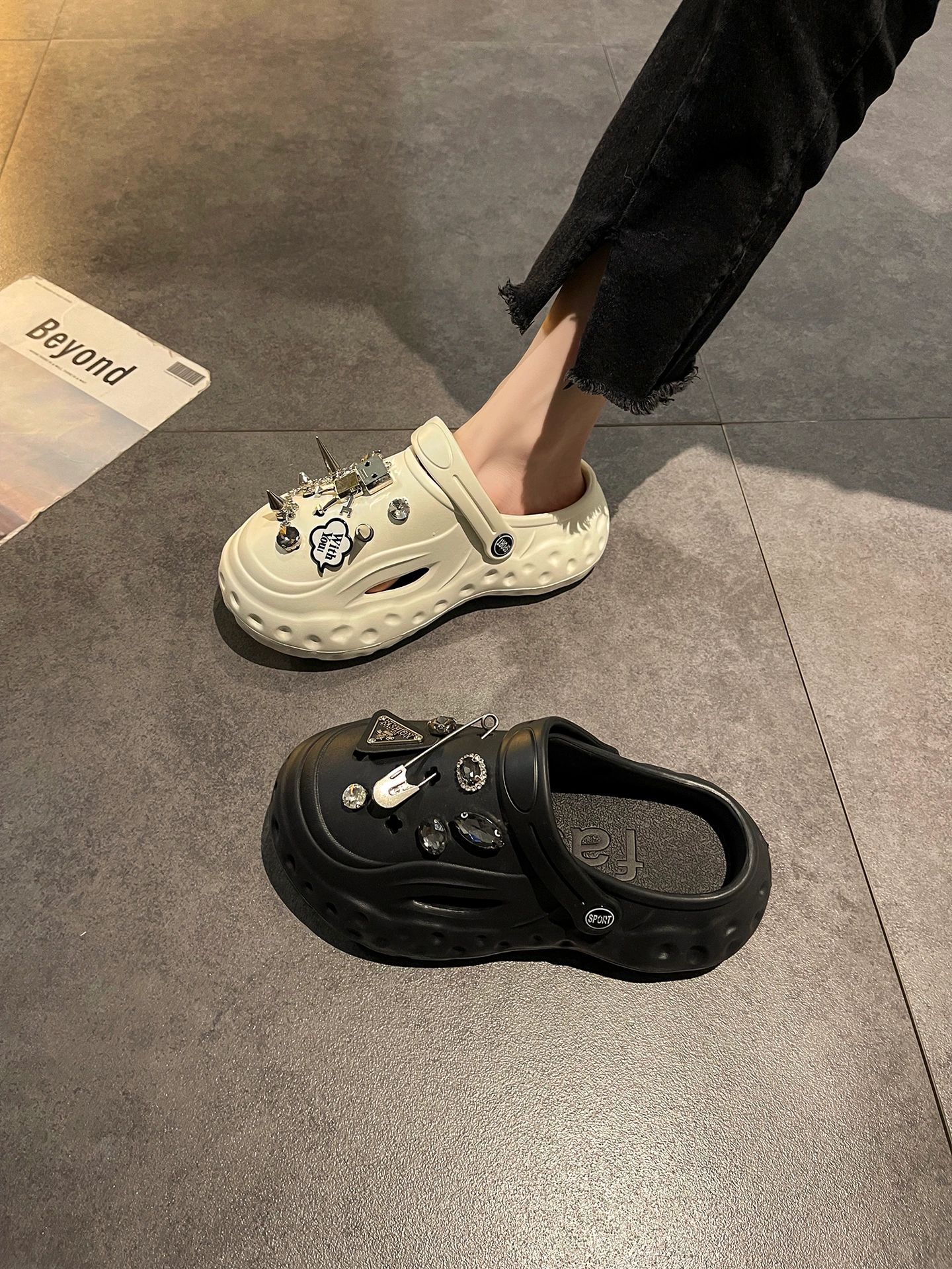 圆头 低帮 袢扣 深口鞋 皮革  - VALI鞋履AI设计主图