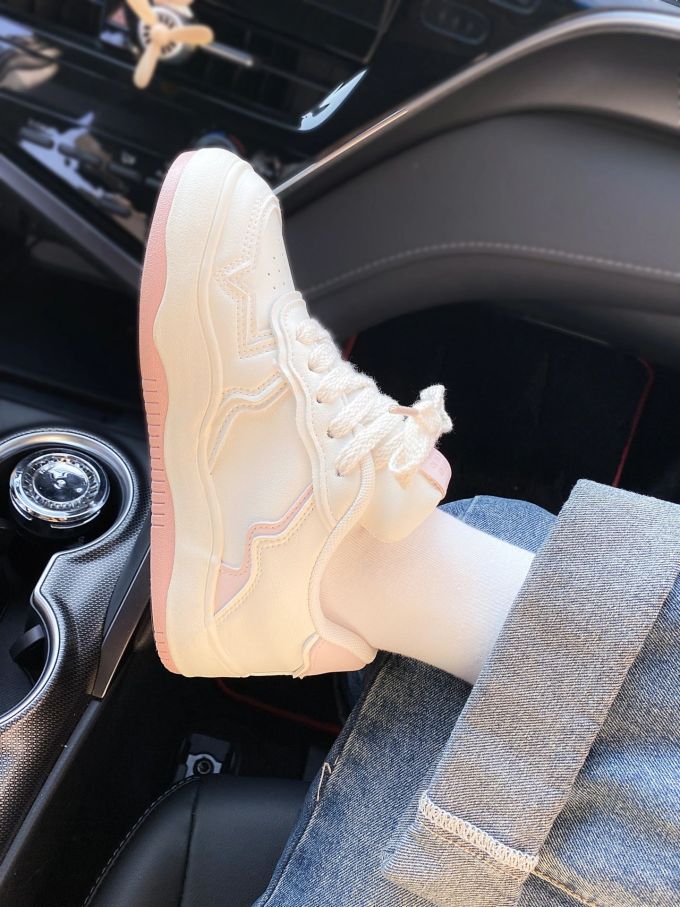 平底 圆头 低帮 系带 深口鞋 