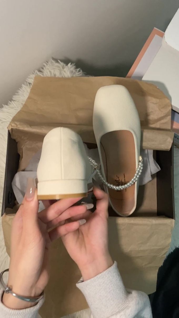 圆头 浅口鞋 皮革 