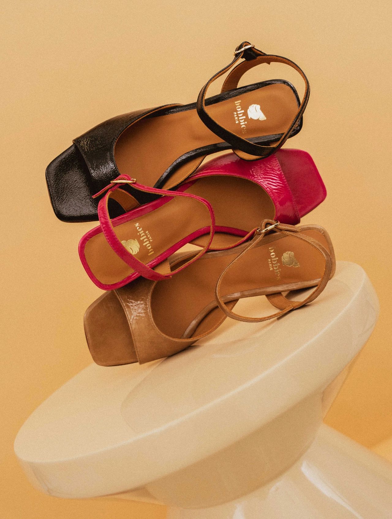 方头 袢扣 皮革  - VALI鞋履AI设计主图