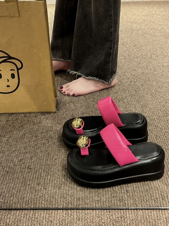 圆头 深口鞋 皮革 