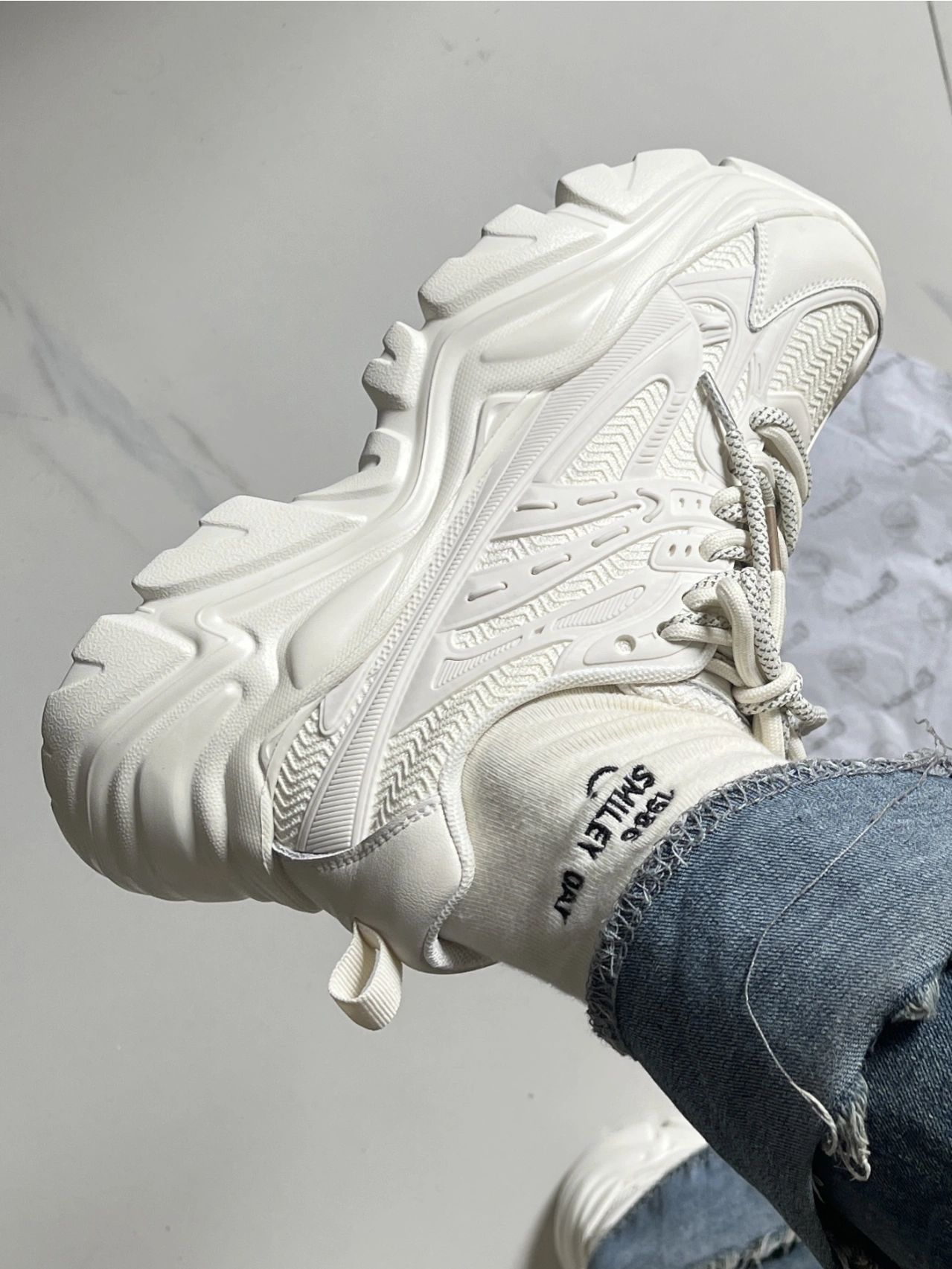 厚底 圆头 低帮 系带 深口鞋  - VALI鞋履AI设计主图