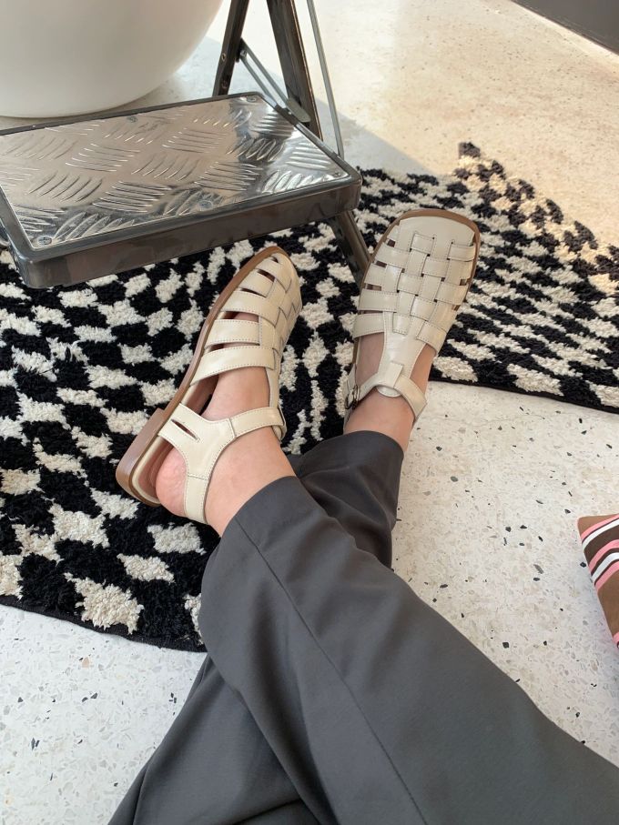 低跟 袢扣 皮革 