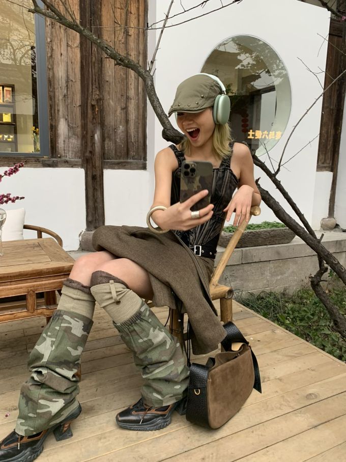 呢绒 榉树色 袋鼠色 