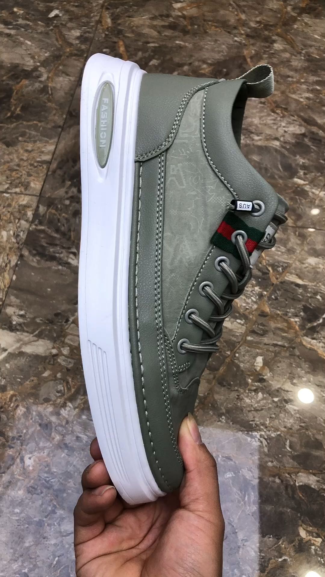 平底 圆头 中帮 系带 深口鞋 皮革  - VALI鞋履AI设计主图