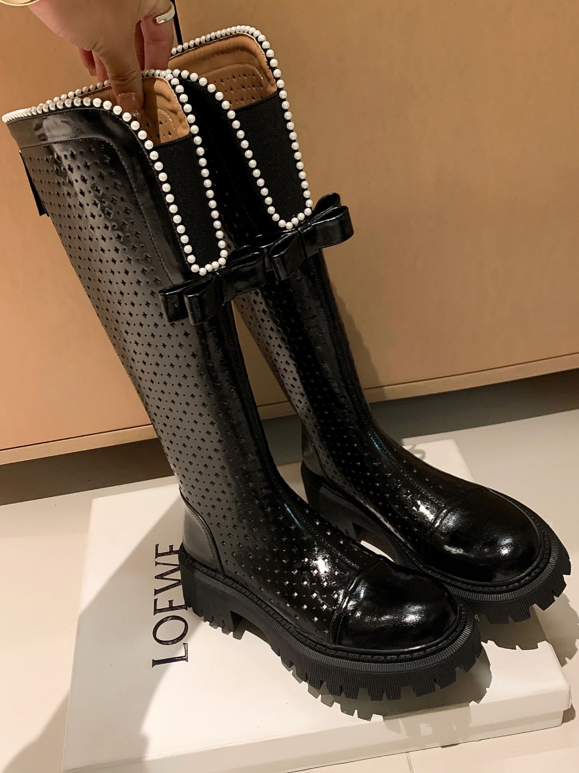 粗跟 低跟 圆头 低帮 袢扣 浅口鞋  - VALI鞋履AI设计主图