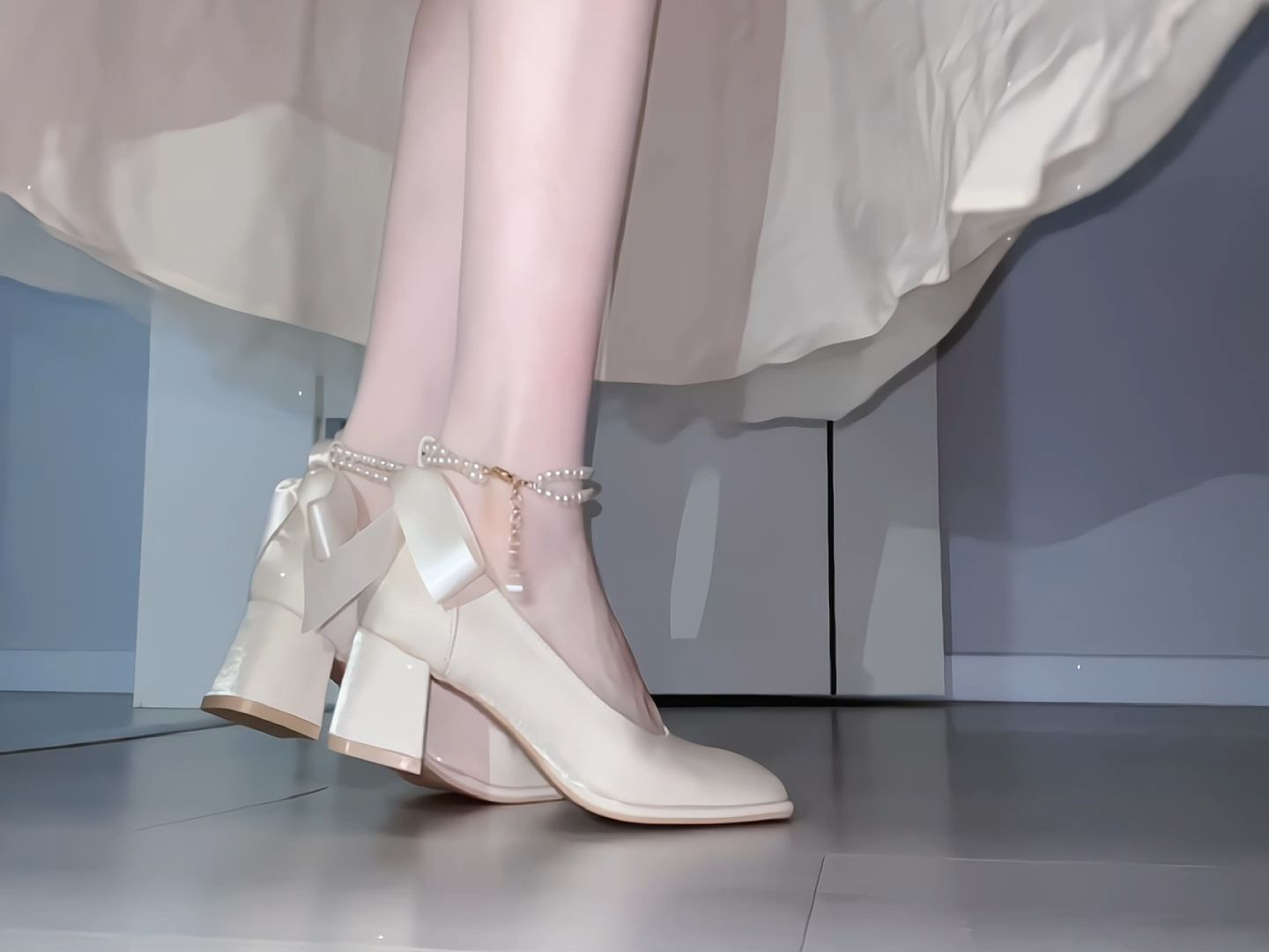 低帮 袢扣 浅口鞋  - VALI鞋履AI设计主图