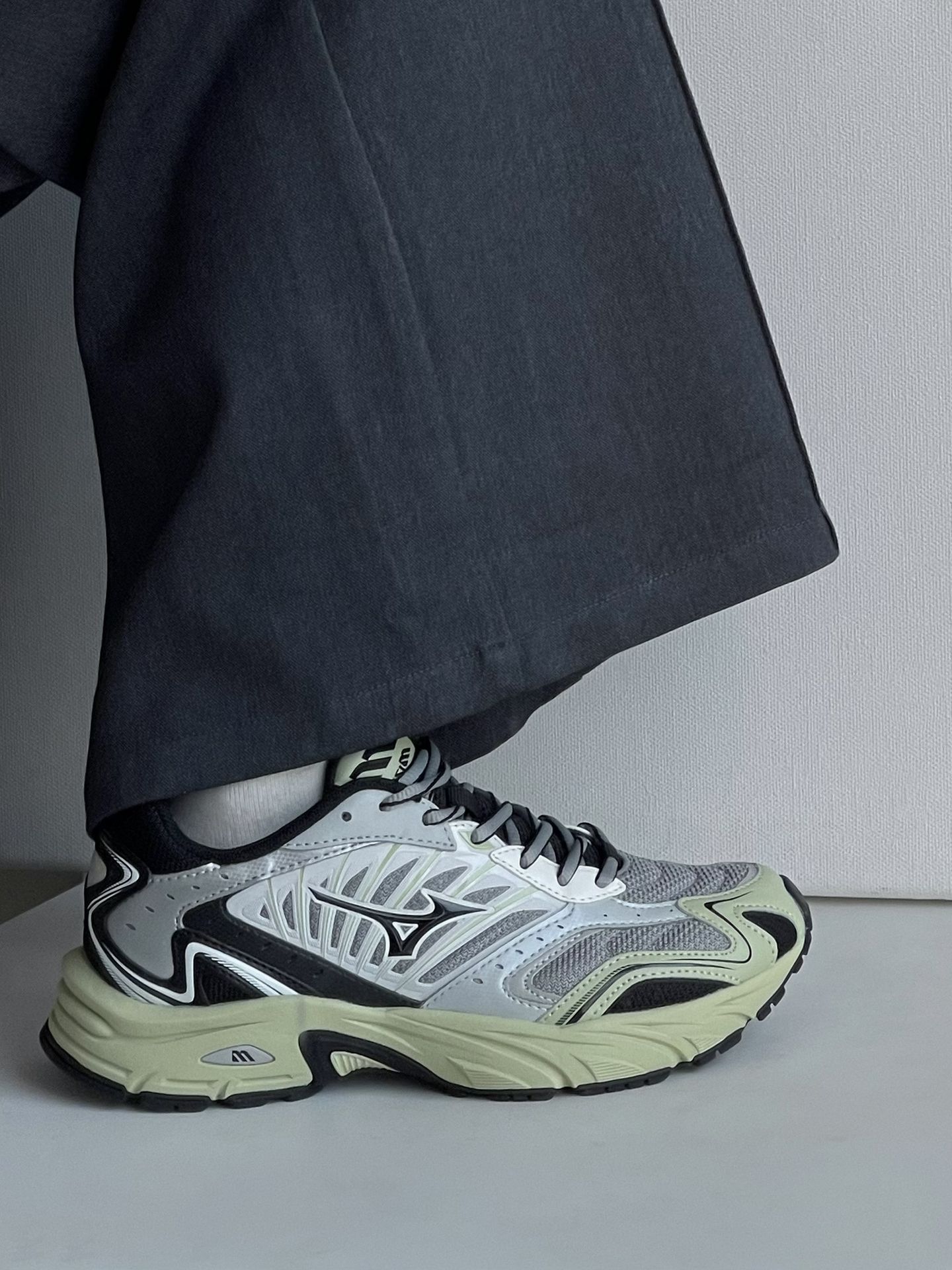 厚底 圆头 低帮 系带 深口鞋 网面  - VALI鞋履AI设计主图