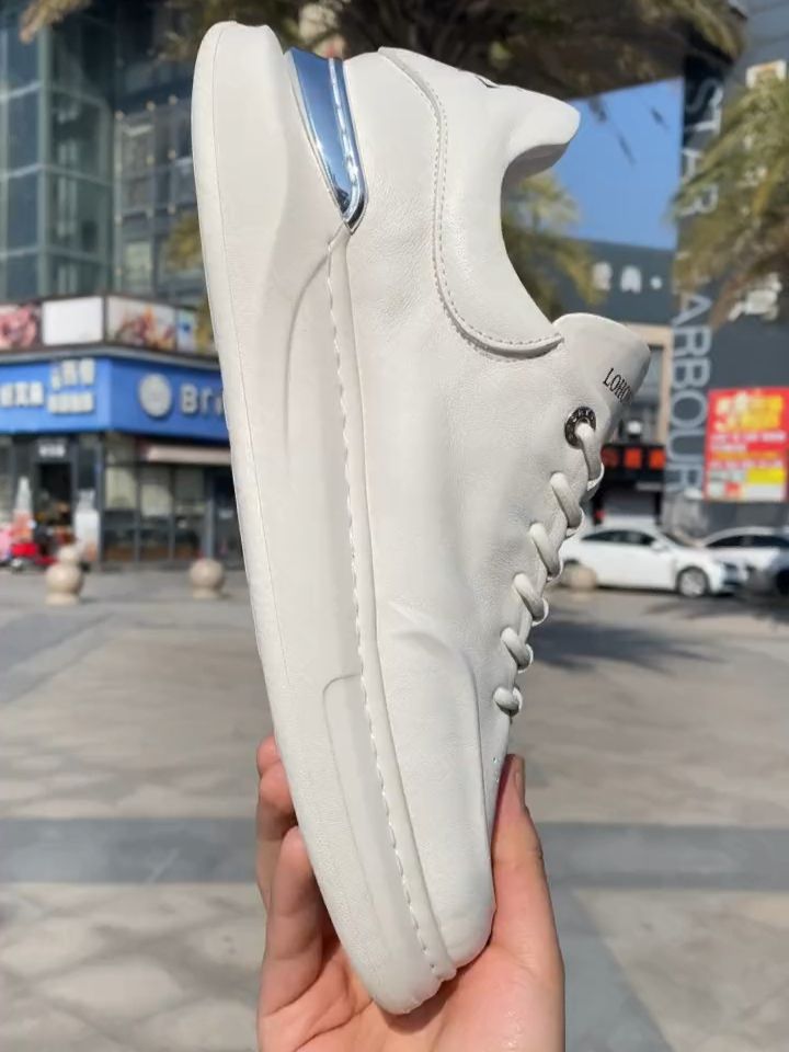 平底 圆头 低帮 系带 深口鞋 皮革  - VALI鞋履AI设计主图