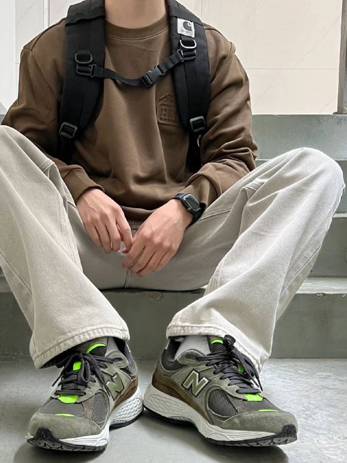 针织面料 月光灰色 暗土褐色 基础扣饰 