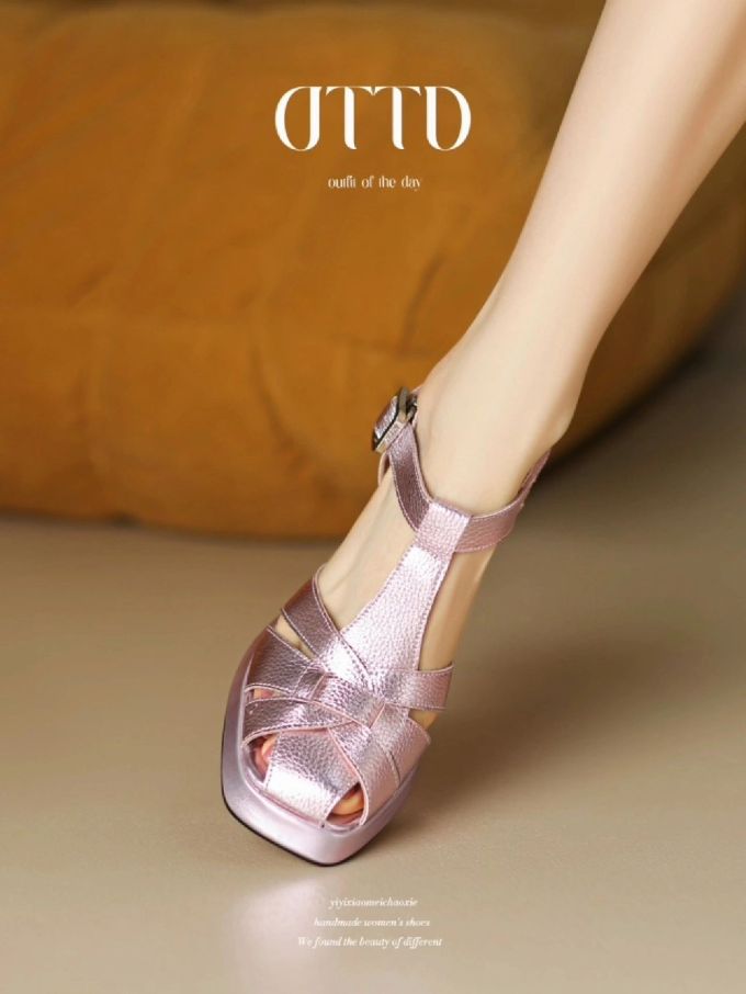 方头 袢扣 中口鞋 