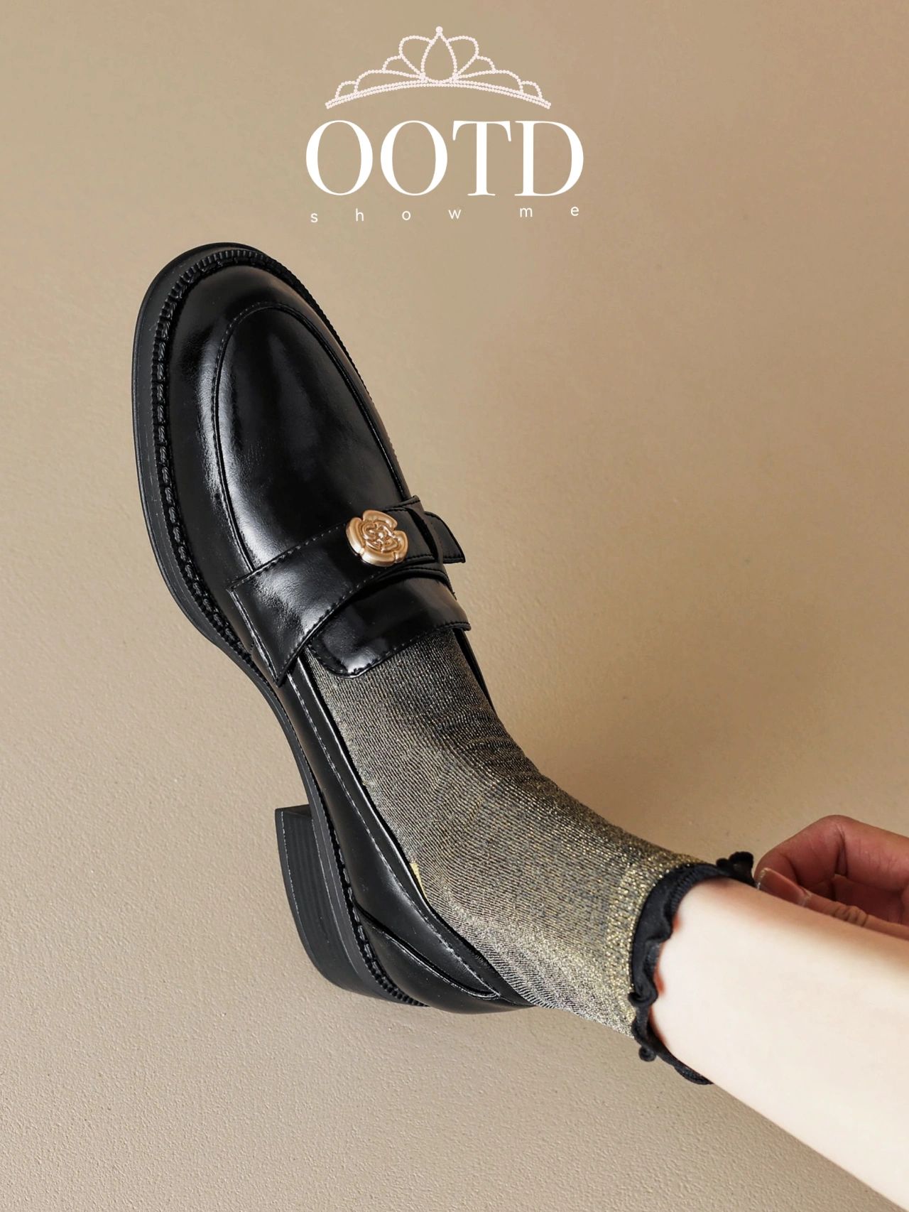 粗跟 低跟 圆头 低帮 一脚蹬 深口鞋 皮革  - VALI鞋履AI设计主图