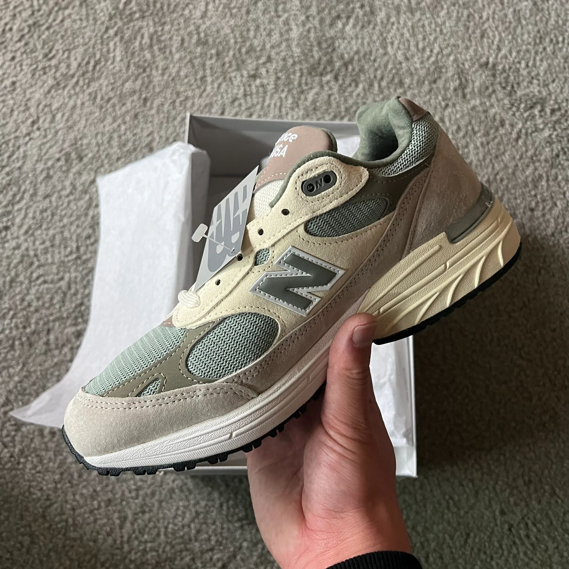 平底 尖头 中帮 系带 深口鞋 网面  - VALI鞋履AI设计主图