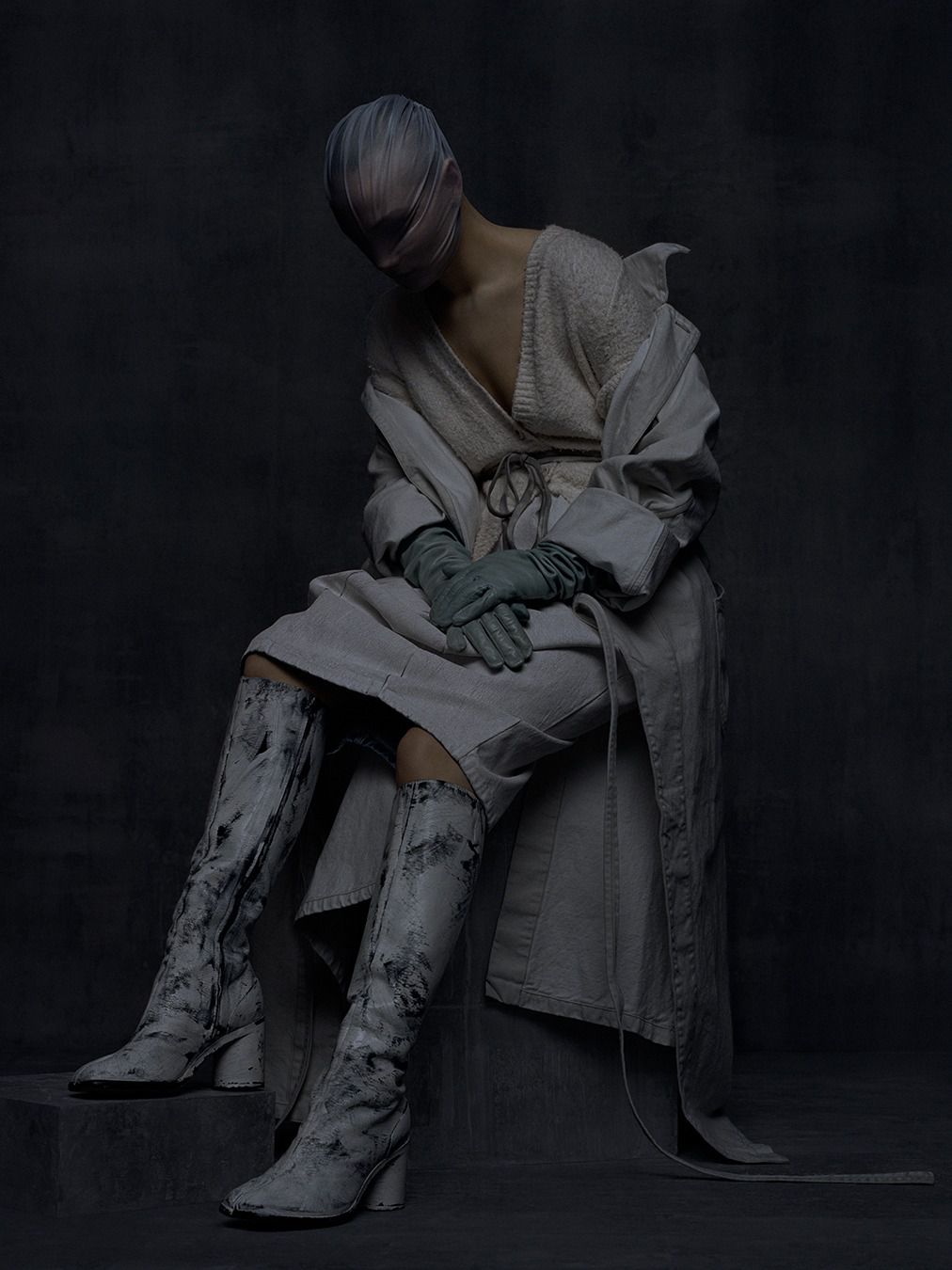 防护功能 不对称 V领 踢踏舞鞋色 沥青色 前卫  - VALI鞋履AI设计主图