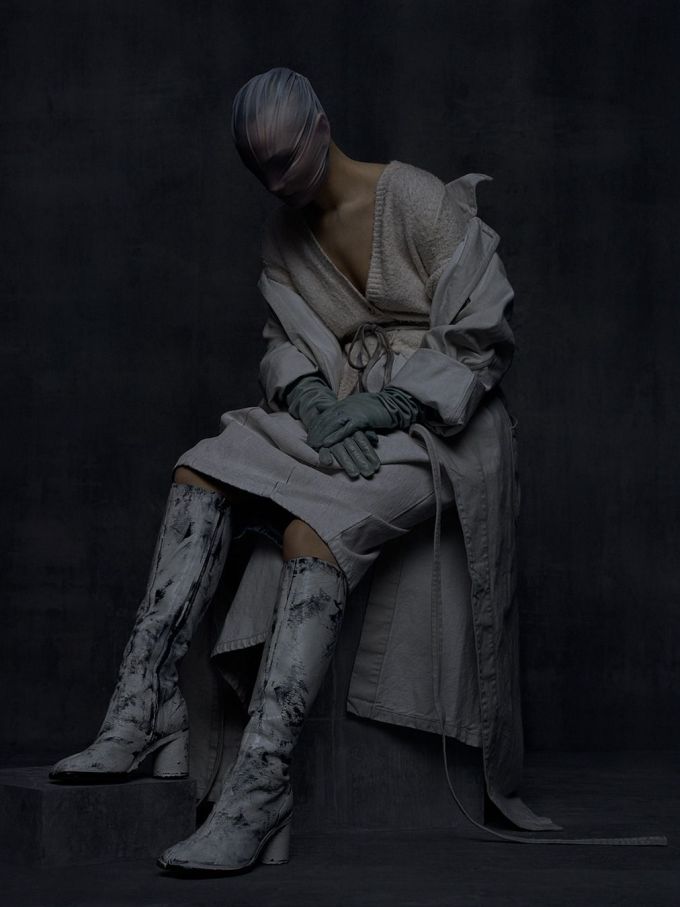 防护功能 不对称 V领 踢踏舞鞋色 沥青色 前卫 