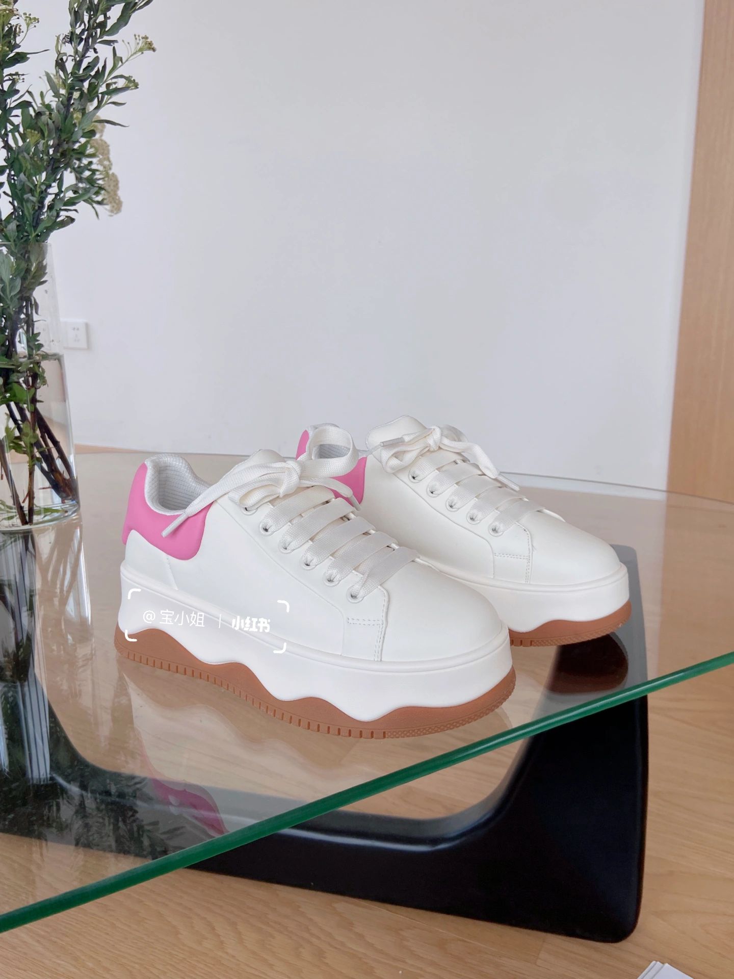 厚底 圆头 低帮 系带 深口鞋 皮革  - VALI鞋履AI设计主图