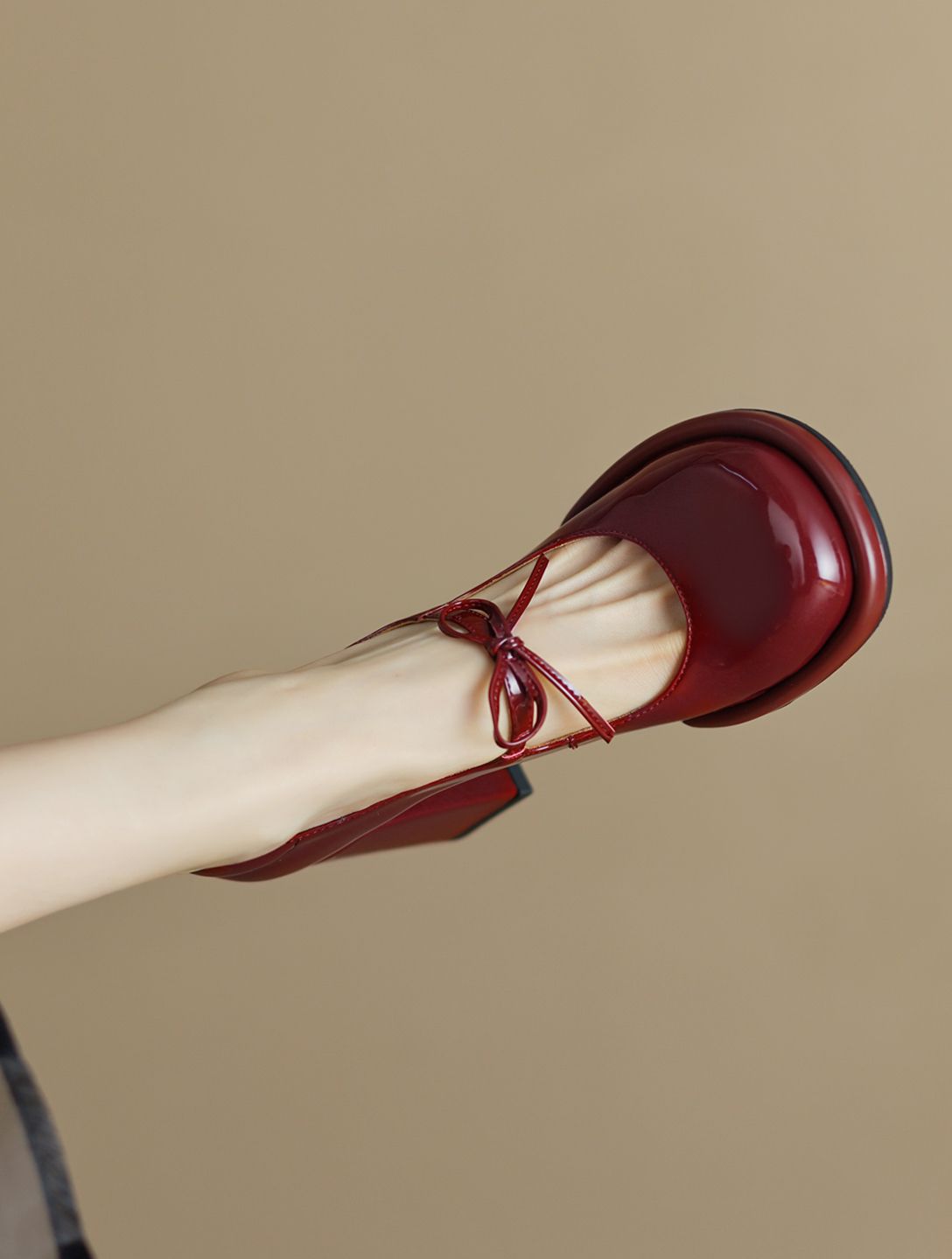 圆头 弹力绳 中口鞋 皮革  - VALI鞋履AI设计主图