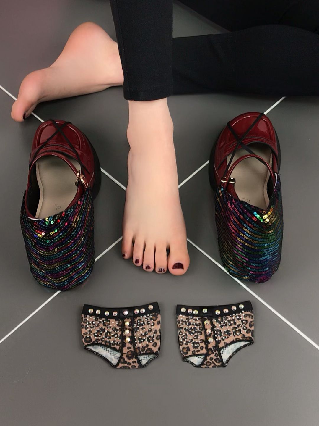  - VALI鞋履AI设计主图