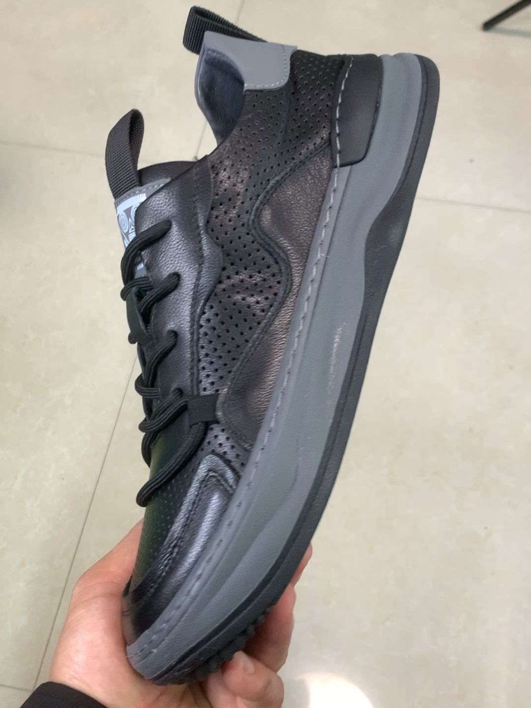 低帮 系带  - VALI鞋履AI设计主图