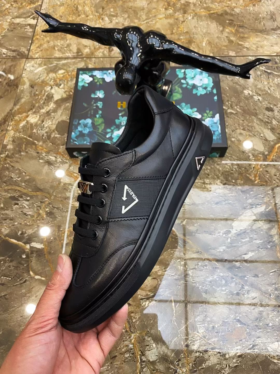 低帮 弹力绳 系带 皮革  - VALI鞋履AI设计主图