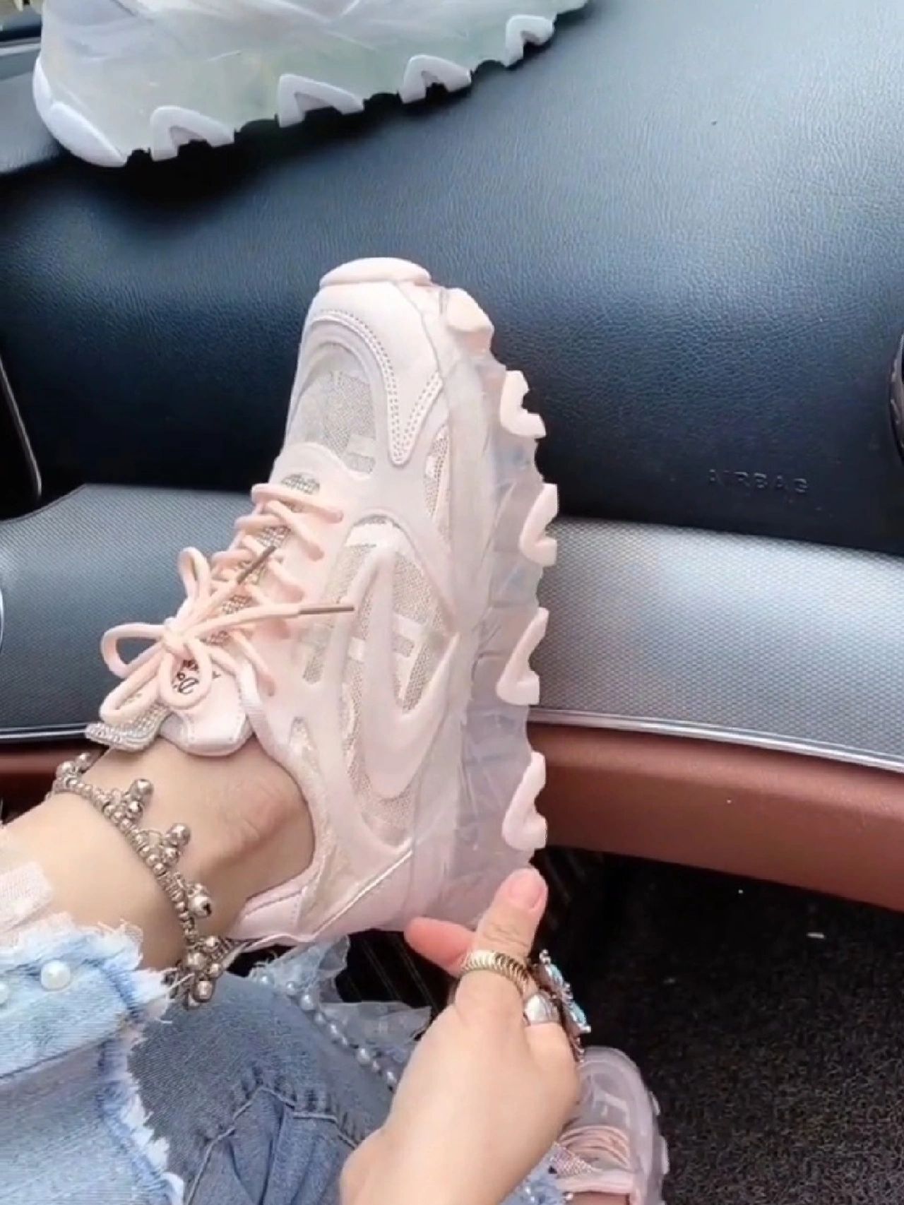 低帮 系带  - VALI鞋履AI设计主图