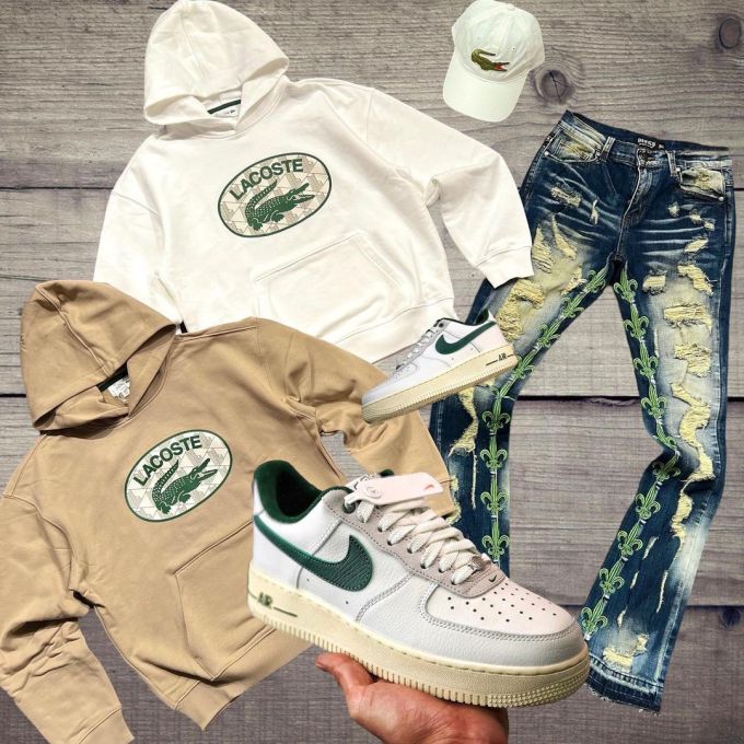 针织面料 H型 连帽领 标志图案 贴布绣 面包皮色 徽章 